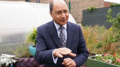 Northern Ireland Secretary Shailesh Vara during a visit to Atlas Women's Centre, Lisburn, Co. Antrim.
Picture by: Brian Lawless/PA Wire/PA Images