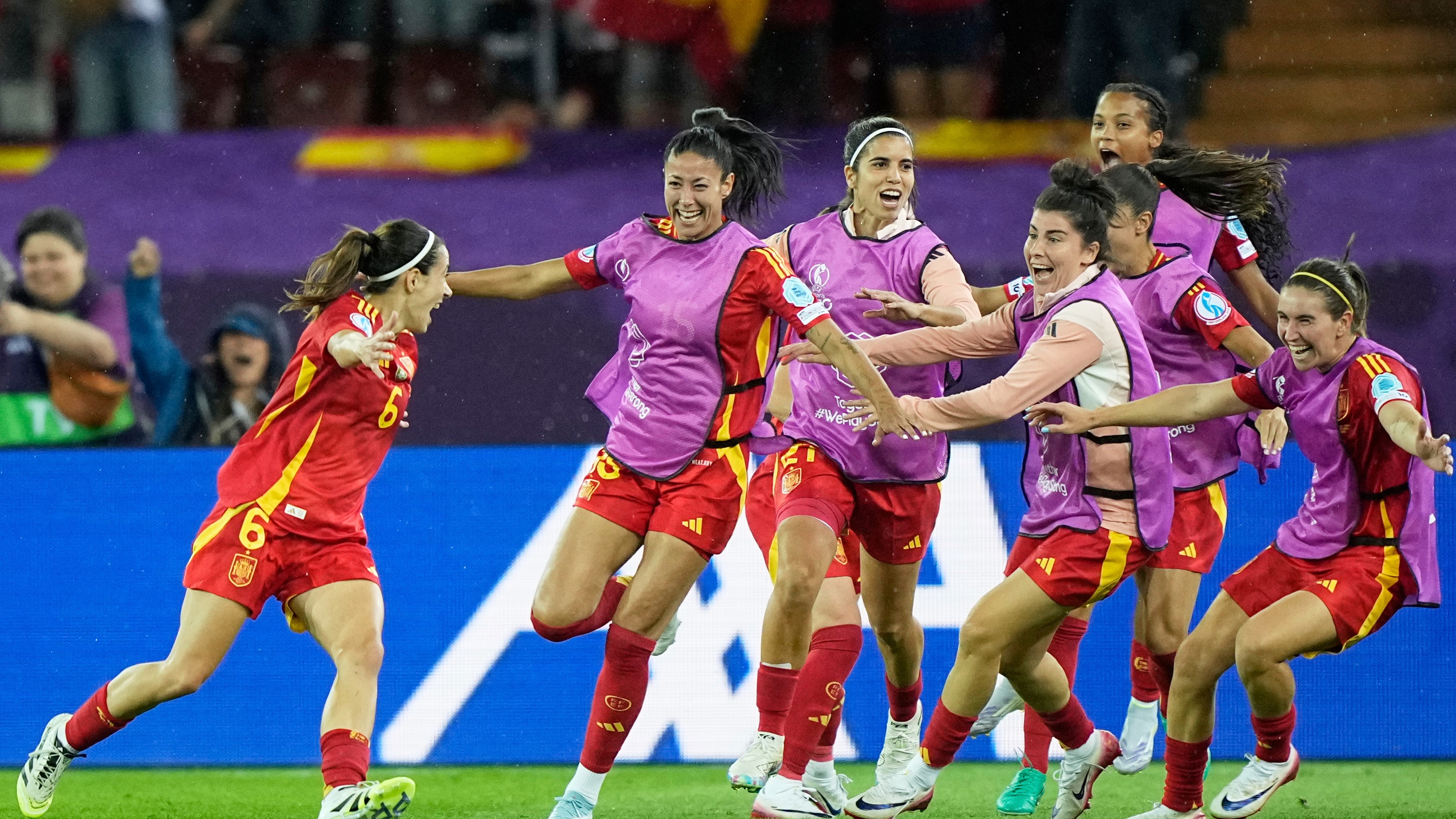 Euro 2025: England to face world champions Spain in final ...
