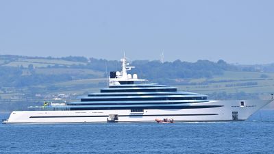 300 million yacht walmart