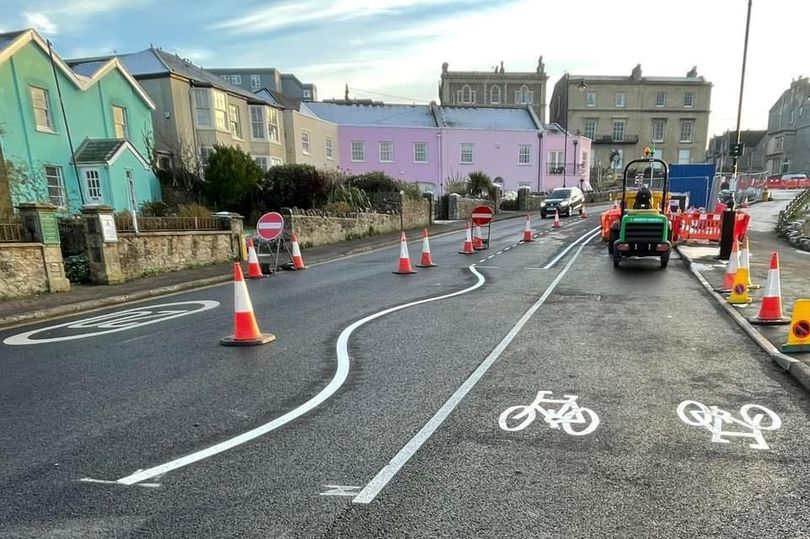 Drivers left baffled by new wiggly line road marking on Clevedon