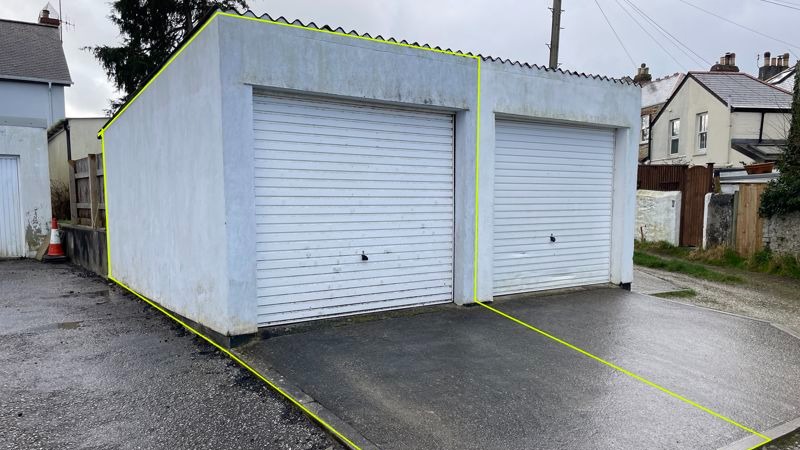 Truro garage with space for one car goes on sale for £30,000 ITV News