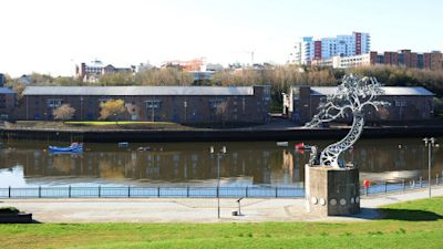 131021 - Sunderland Uni - PA