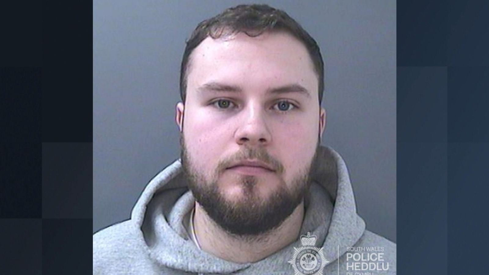 Lewis Edwards Paedophile police officer who abused 200 girls on  