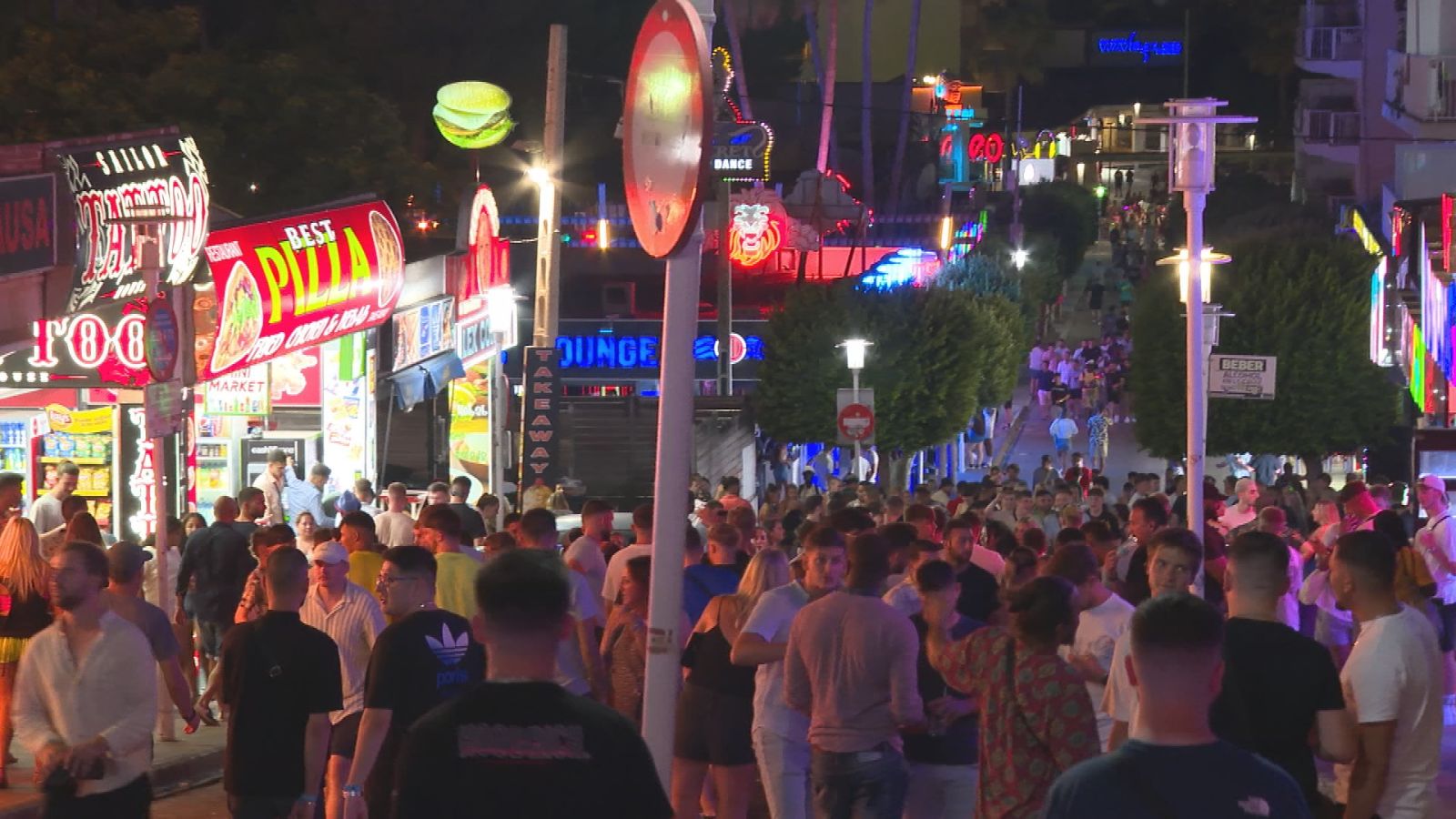 Magaluf Cracks Down On Boozy Brits With Strict Laws To Tackle Excess