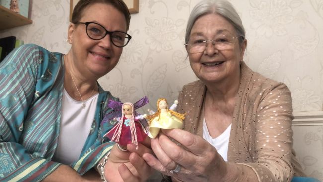 Market Harborough woman with incurable cancer makes peg dolls

