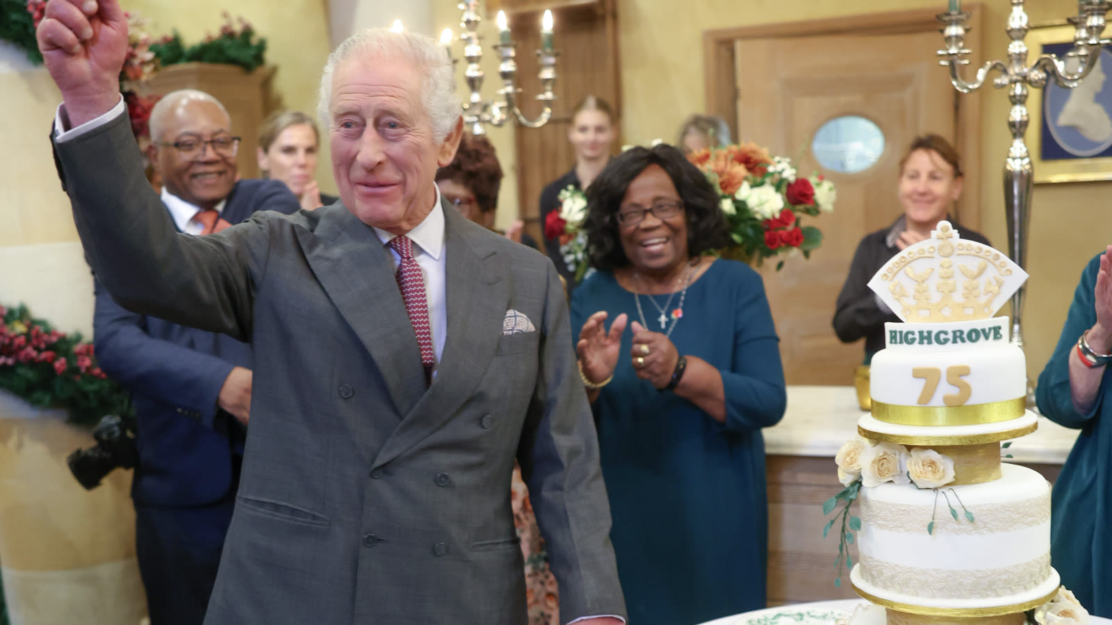 King Charles III celebrates 75th birthday a day early with threetiered