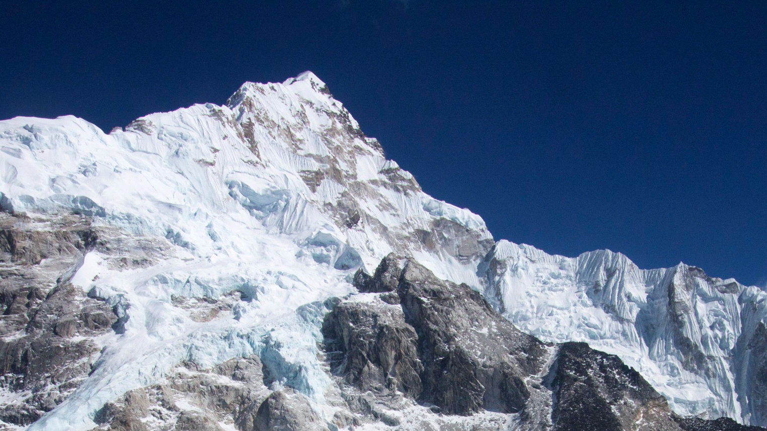 Five climbers and two guides killed in Nepal avalanche