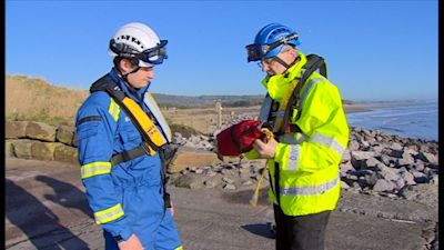 WS150121 COASTGUARD HERO