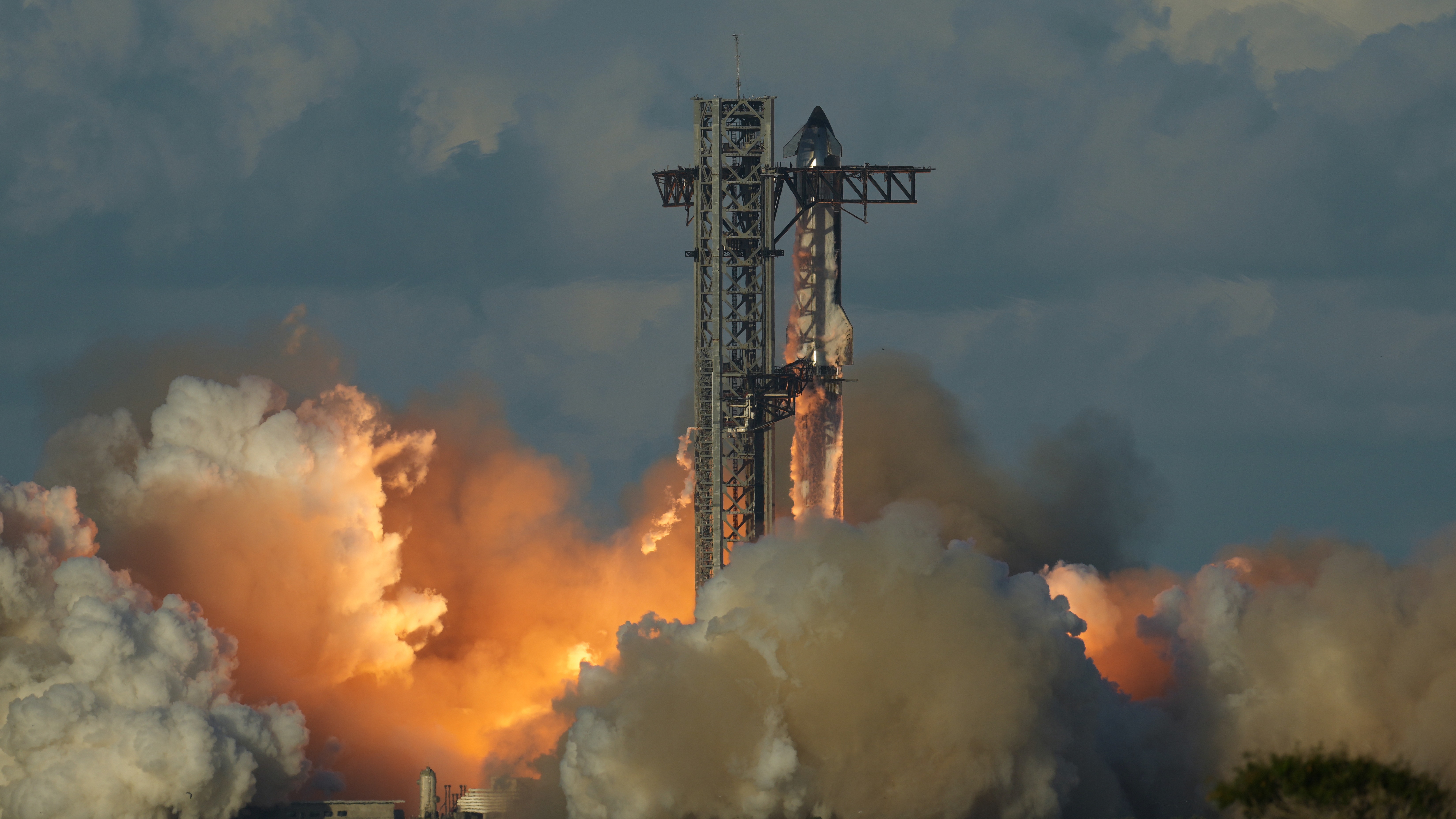 SpaceX launches successful test flight of Elon Musk's Starship rocket