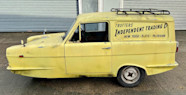 Iconic Reliant Robin From Only Fools And Horses To Go Up For Auction In 
