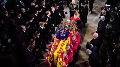 queen's journey from westminster abbey to windsor