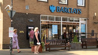 190622 BARCLAYS HOLT 01 ANG