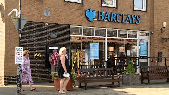 190622 BARCLAYS HOLT 01 ANG