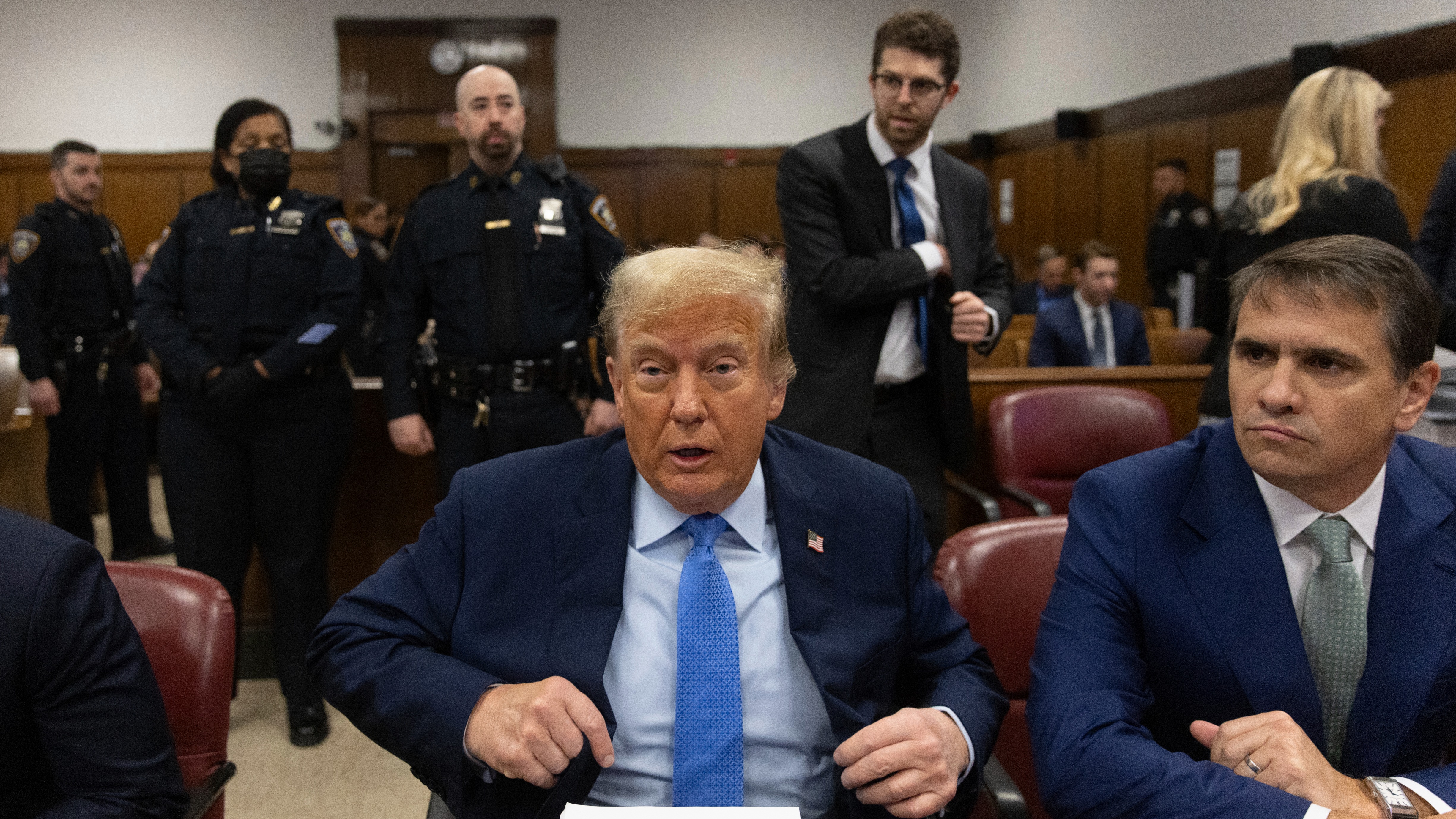 Trump-Prozess: Zweite Woche des Schweigegeld-Strafverfahrens in New York ...