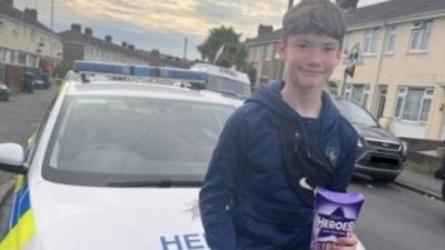 Newport teen heroically helps young boy