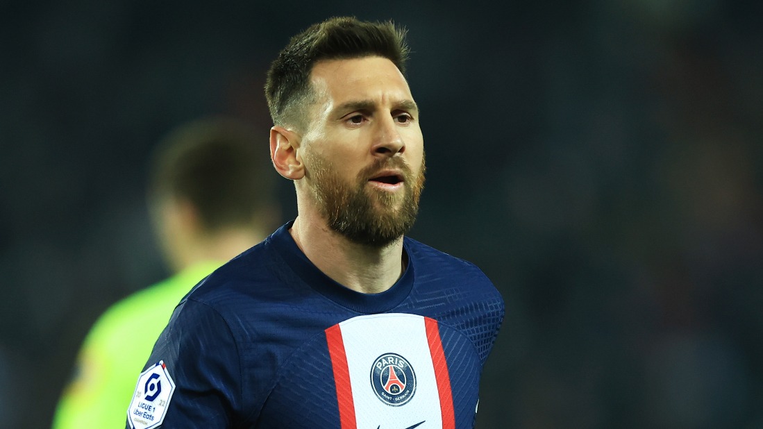 Lionel Messi bids farewell to Paris amid boos