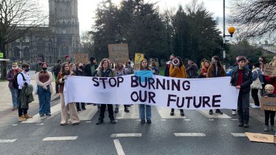 Youth Strike 4 Climate block bristol streets 150122