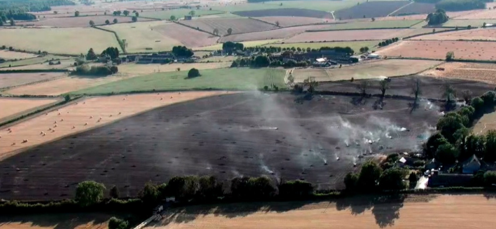 Firefighters tackle fire across farm in Cotswolds ITV News West Country