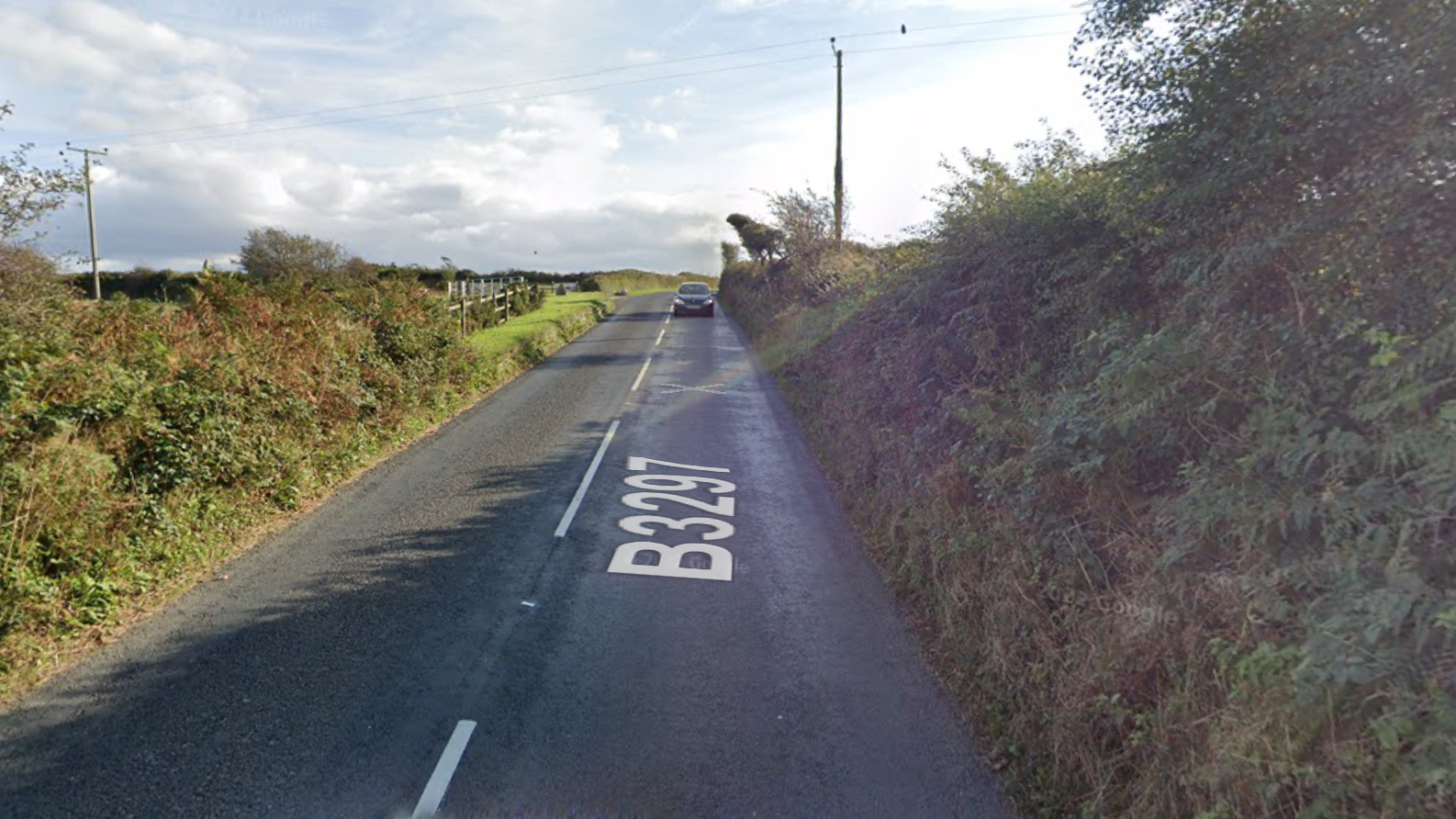 Woman, 34, dies after crash in Cornwall | ITV News West Country