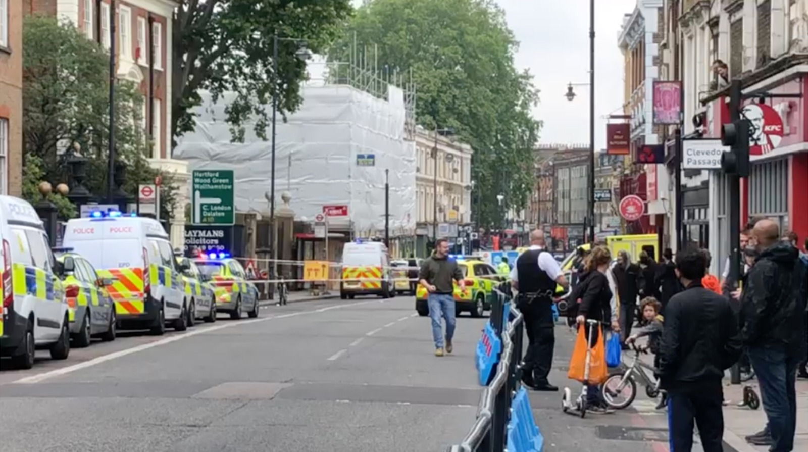 Man stabbed on North London high street | ITV News London