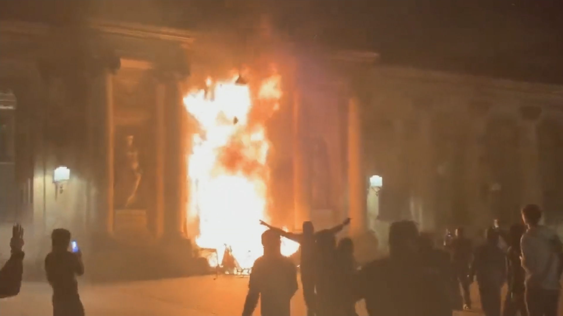 Bordeaux City Hall door set on fire as France rocked by protests | ITV News