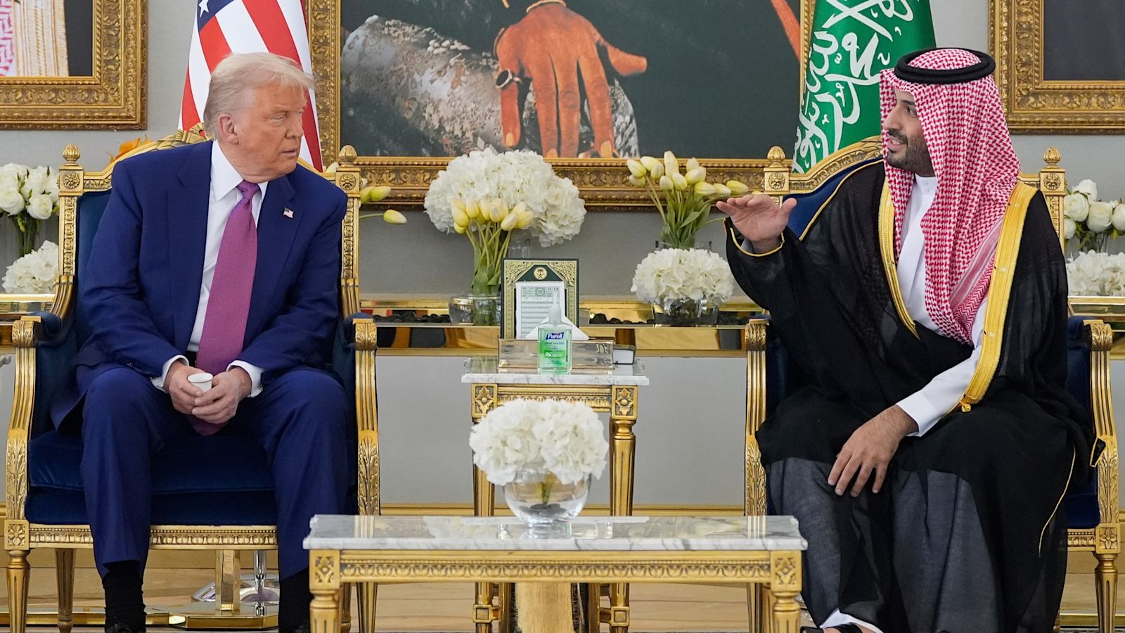 Donald Trump arrives in Saudi Arabia as he begins tour of Middle East
