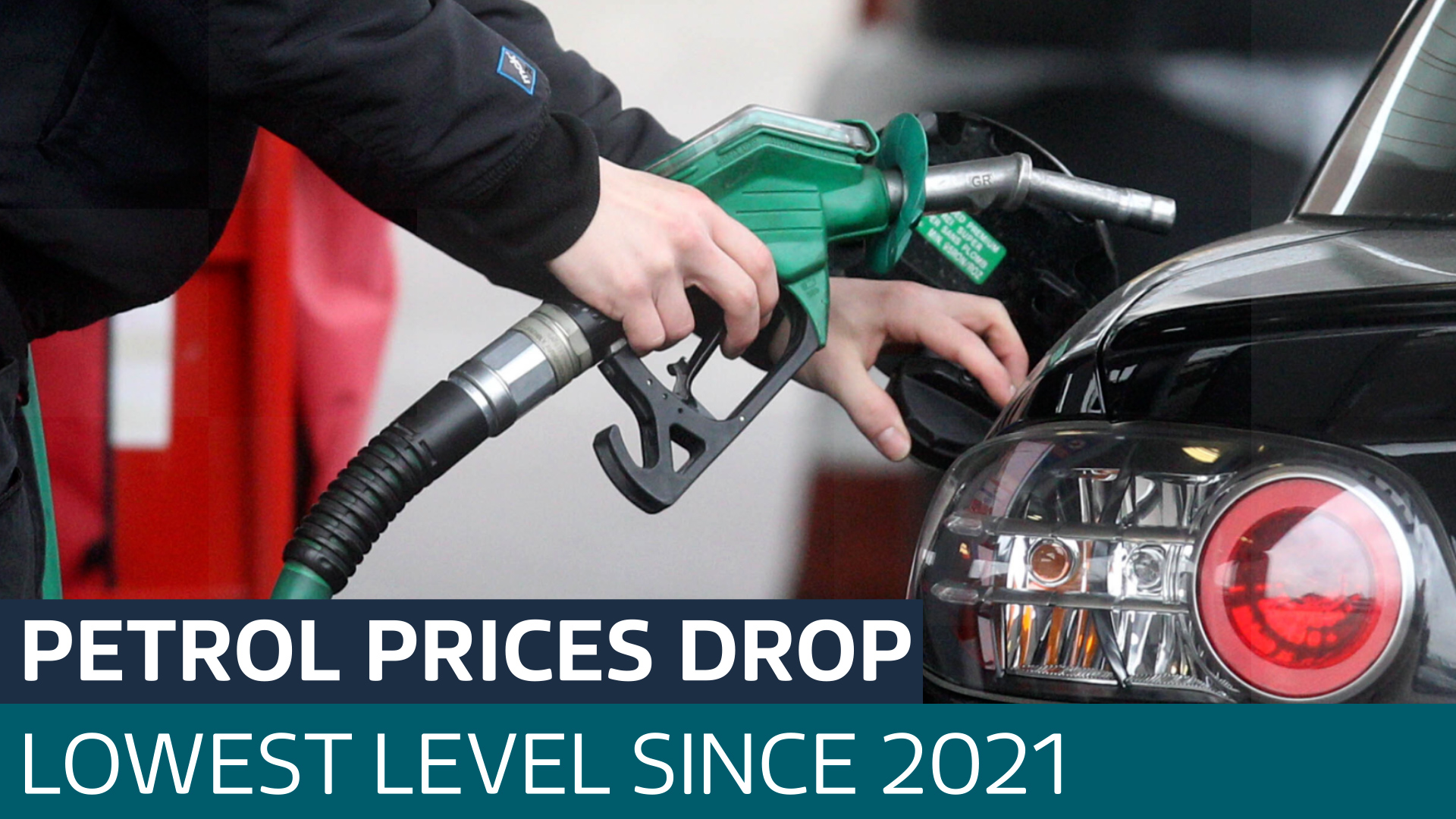 Petrol prices drop to lowest level since 2021 - Latest From ITV News