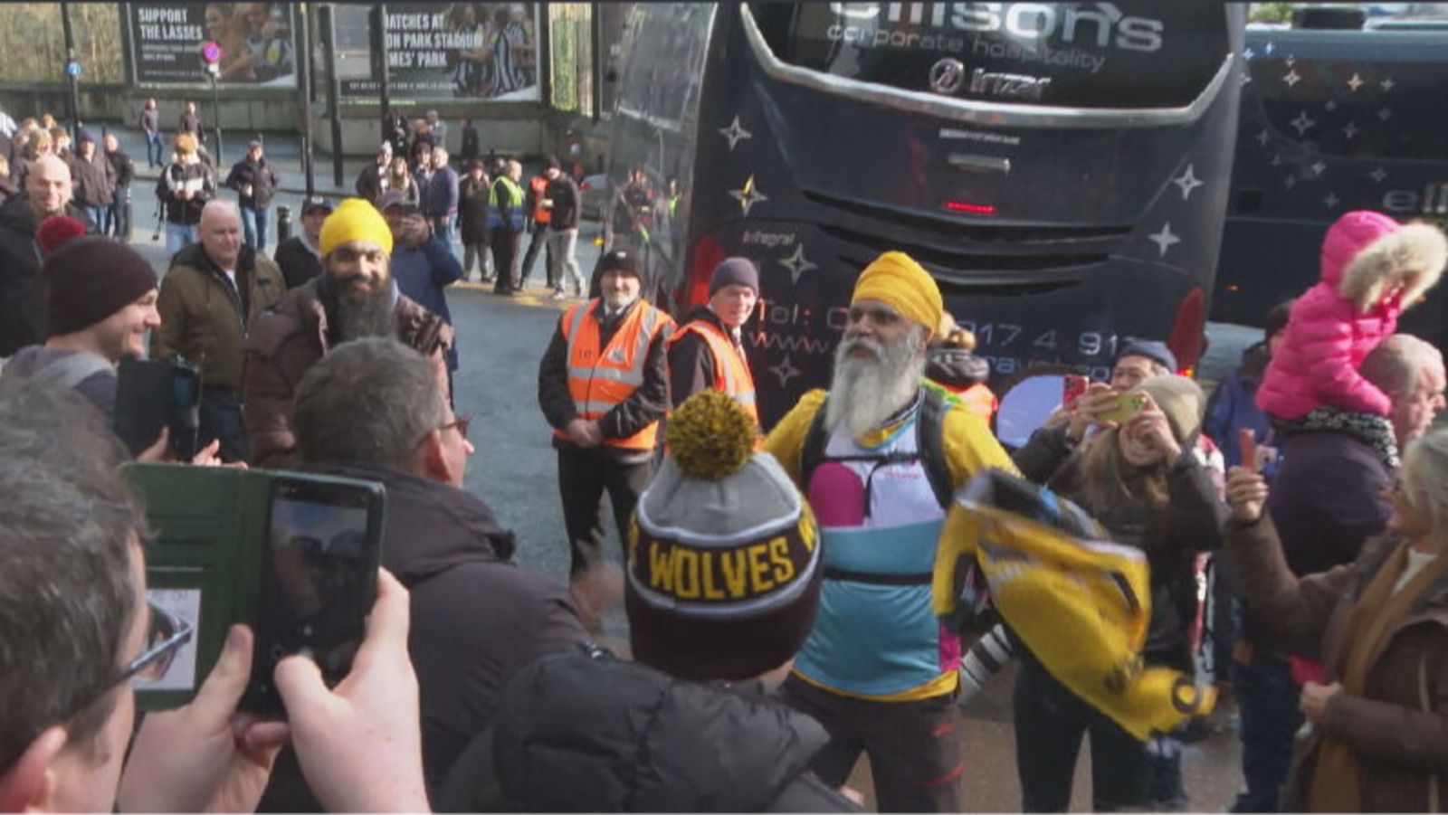 Wolves fans complete nearly 200 mile walk from Molineux to St James ...