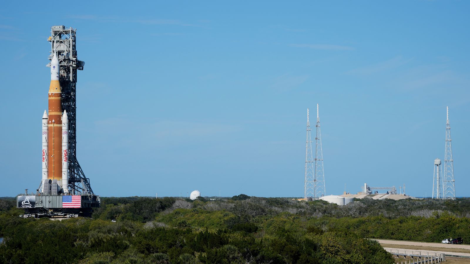 Crewed Rockets Nasa Nasa's new rocket heads to the launch pad ahead of first crewed lunar ...
