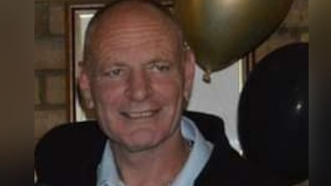 GARY HINDLE MURDERED BY BARRY MOONEY - ISSUED BY ESSEX POLICE