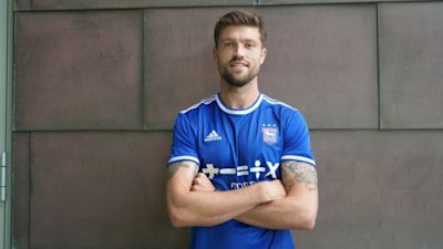 Cameron Burgess has joined Ipswich Town.