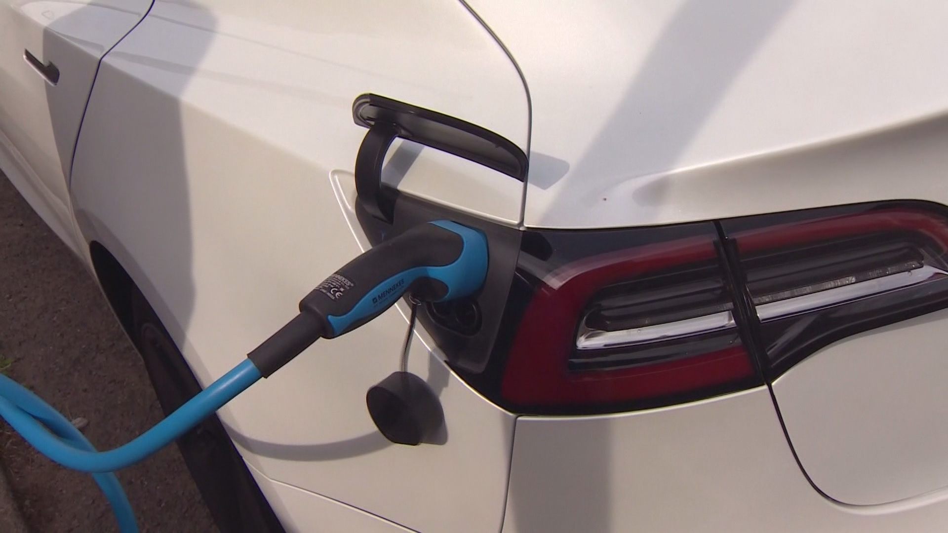 Almost 100 electric charging points disconnected in Portsmouth over