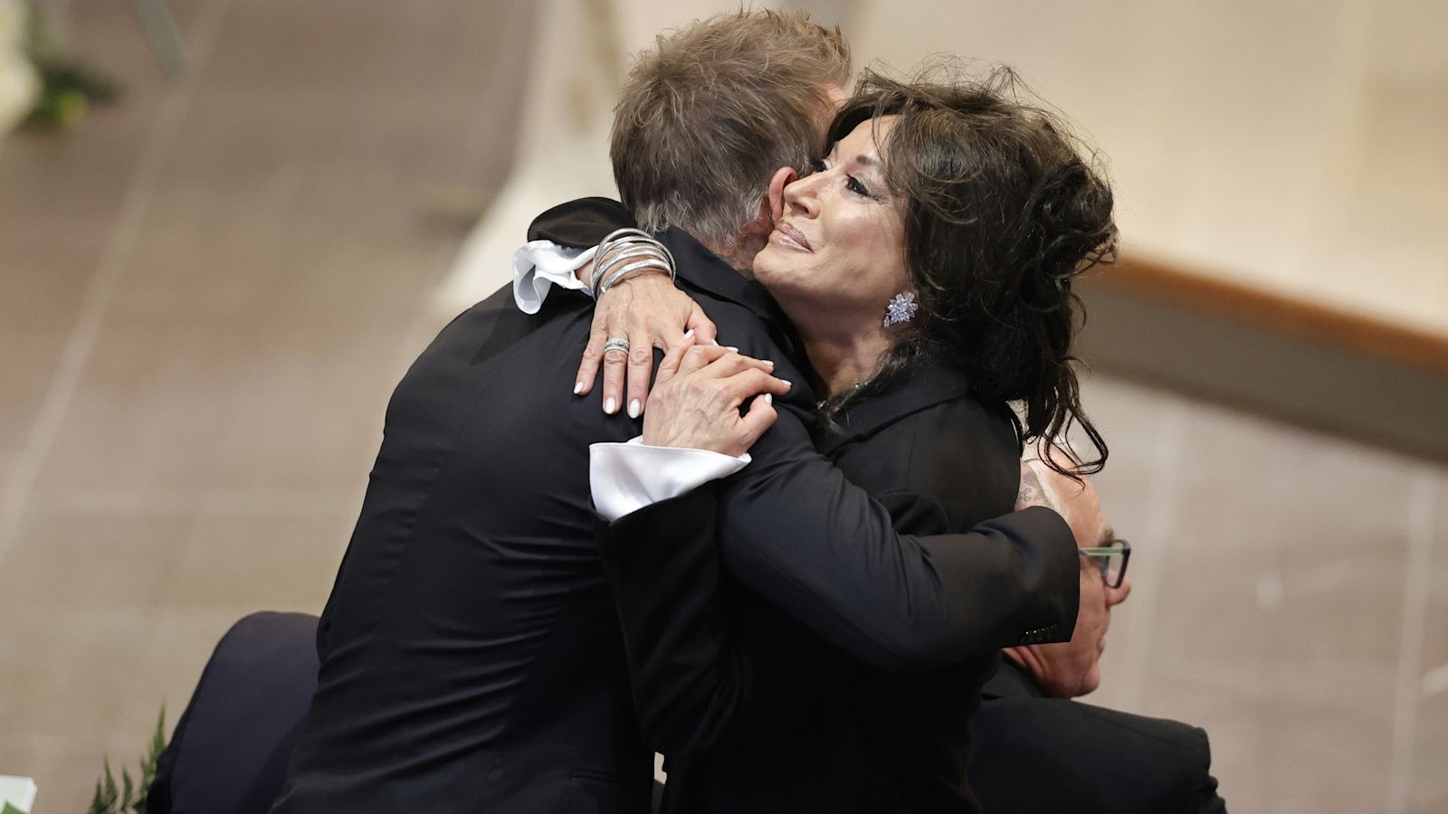 David Beckham joins hundreds of mourners at Sven-Göran Eriksson's ...