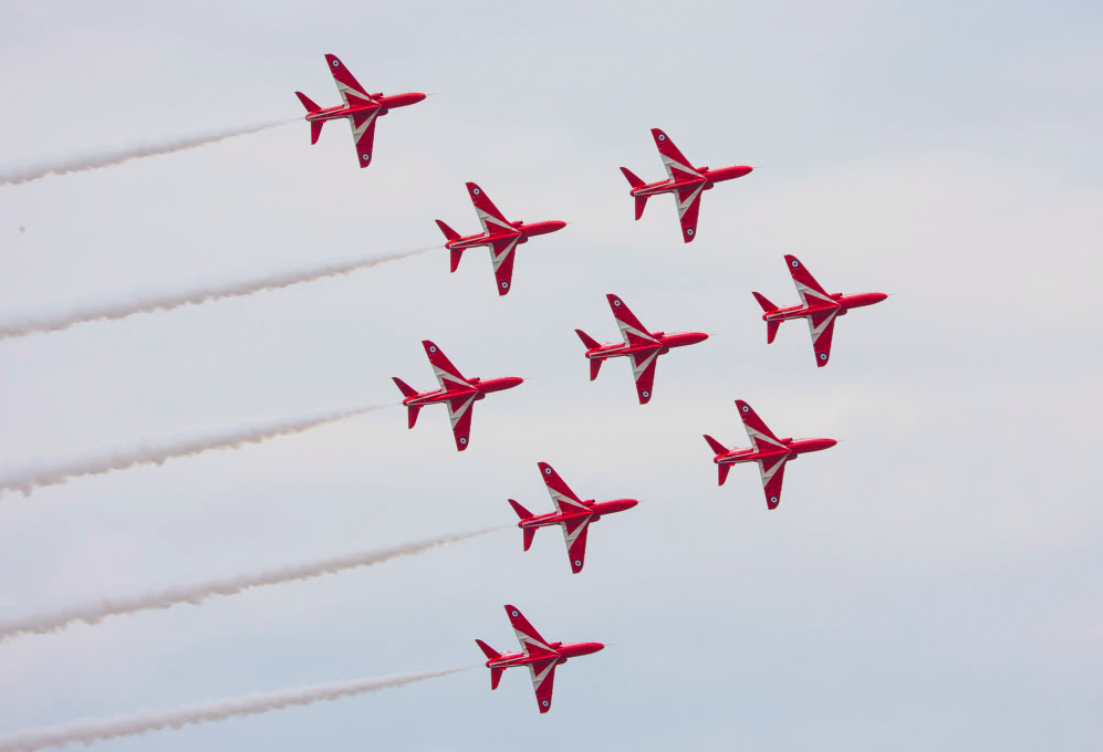 More spectators allowed at Duxford for first airshow since 2019 | ITV ...