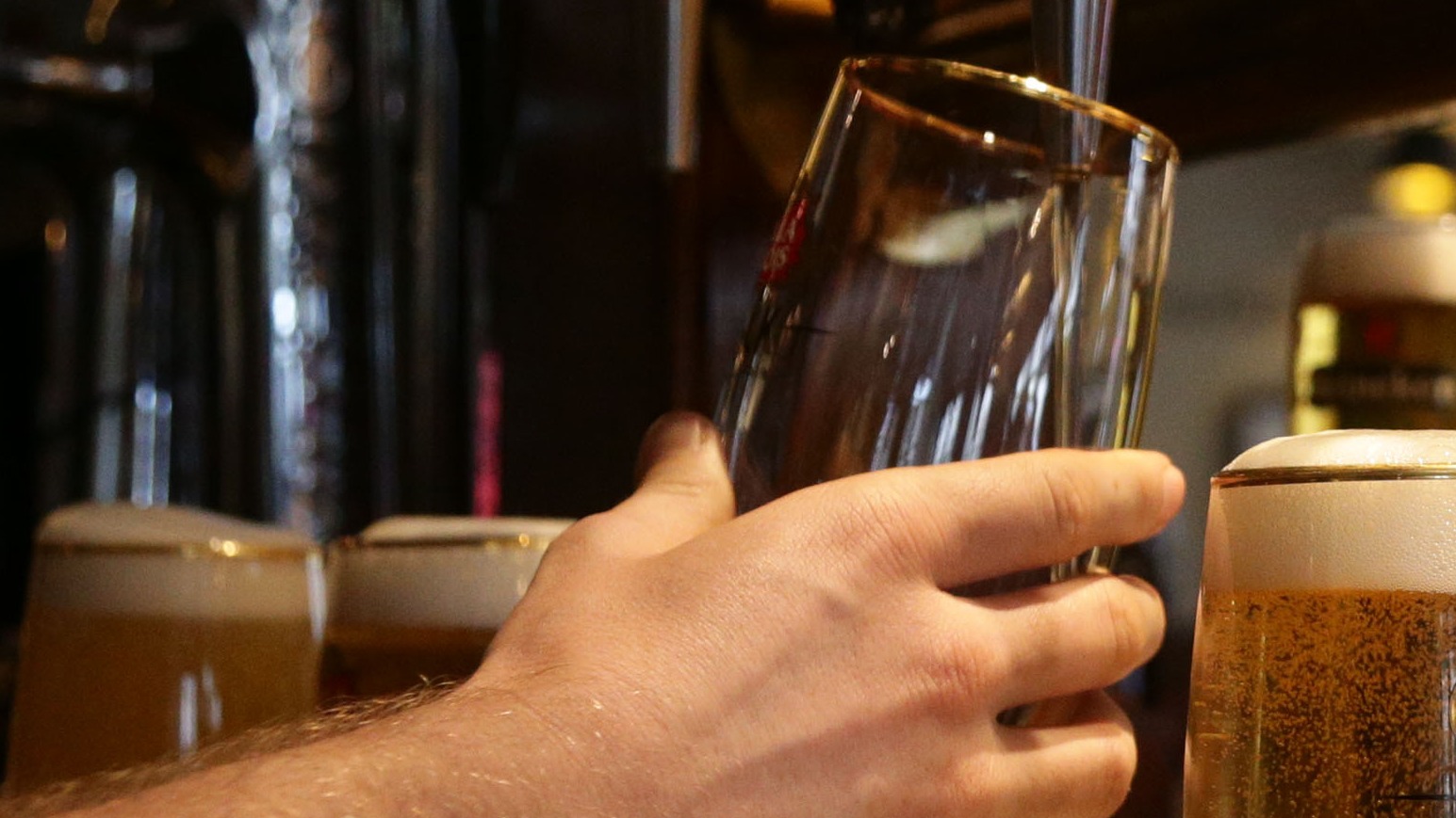 Extension of pub opening times comes into effect in NI UTV ITV News