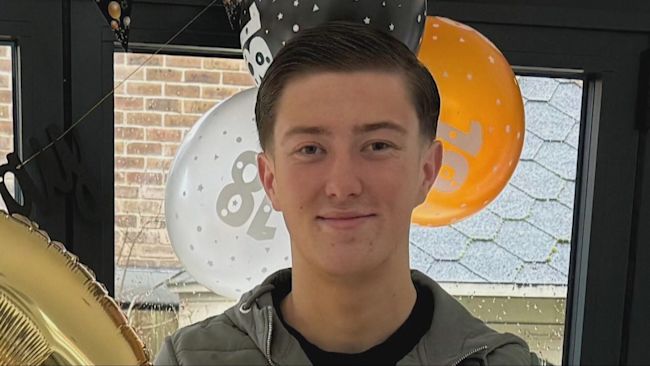 Mother of Vickrum Digwa jailed for removing knife from scene of Henry Nowak's murder in Southampton | ITV News Meridian
