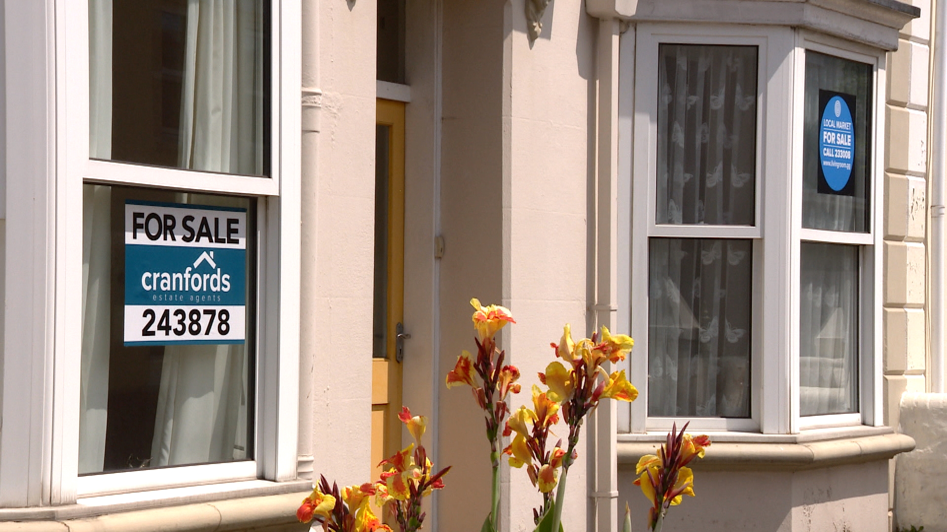 Guernsey estate agents see housing sales boom post lockdown ITV News