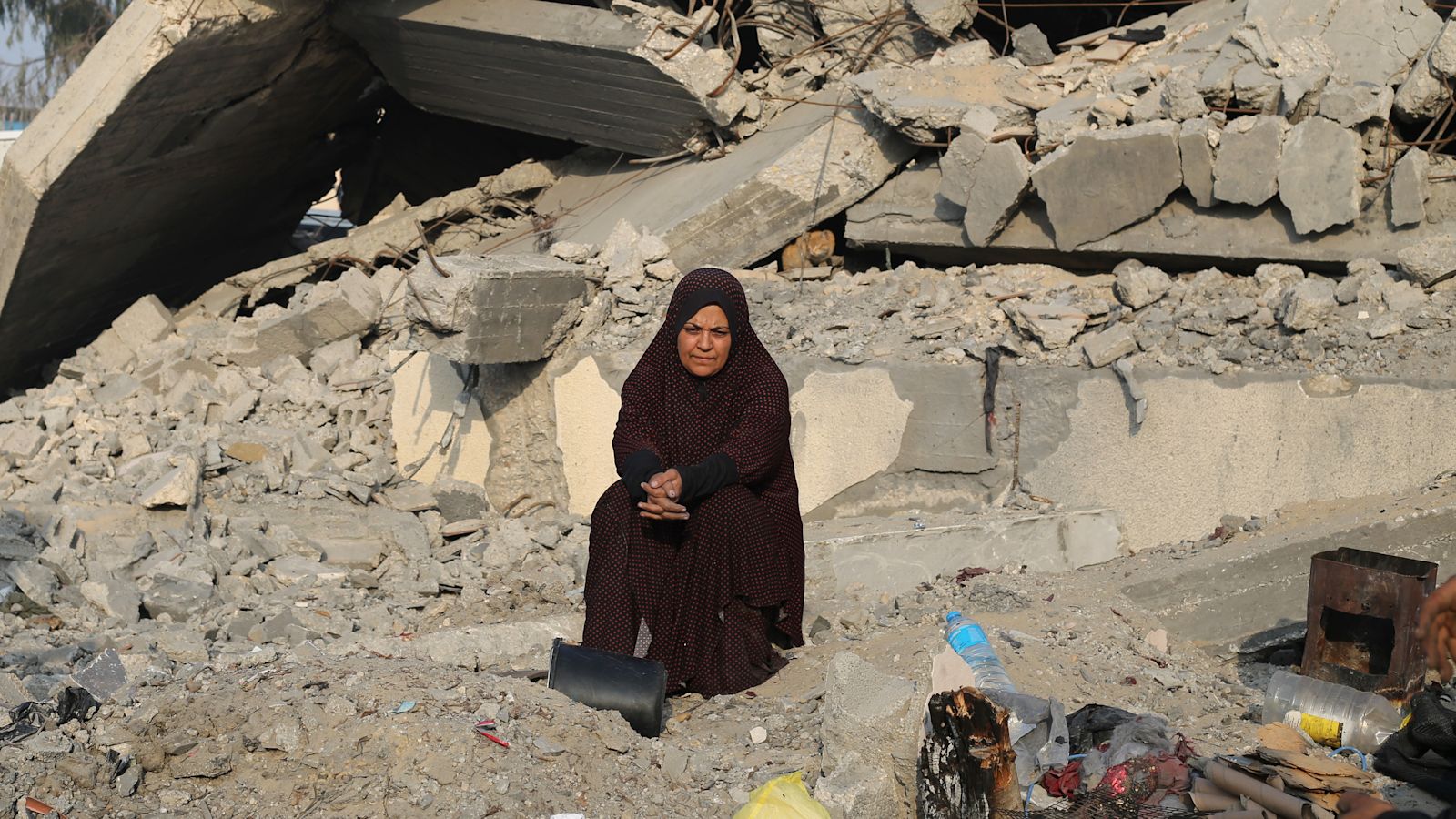 Gaza Female 'We feel paralysed': Women in Gaza use strips of tents as period ...