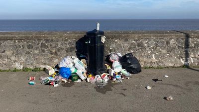 Rubbish in clevedon