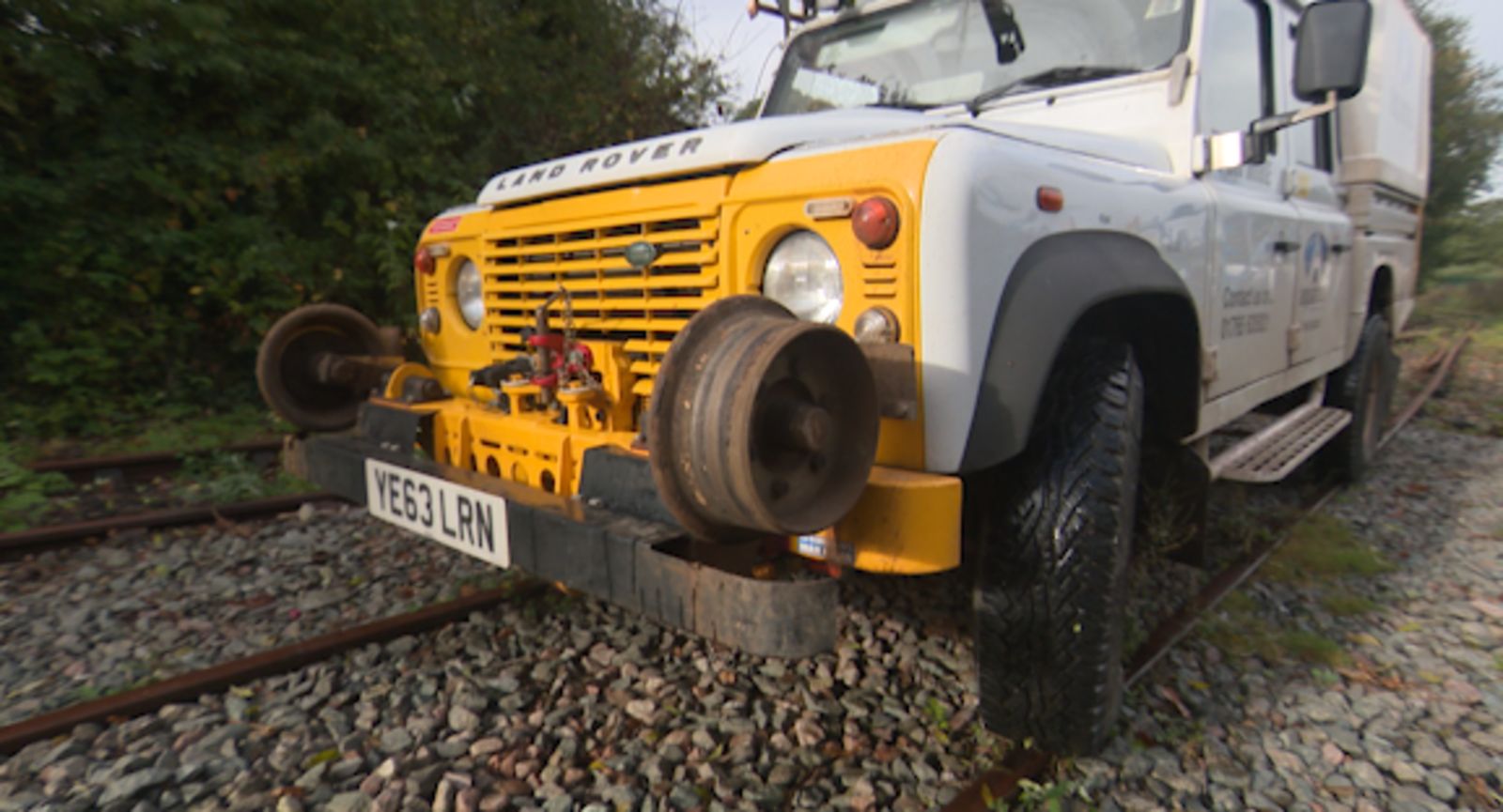 Specially adapted 'Sand Rover' 4x4 keeping Devon's trains running ...
