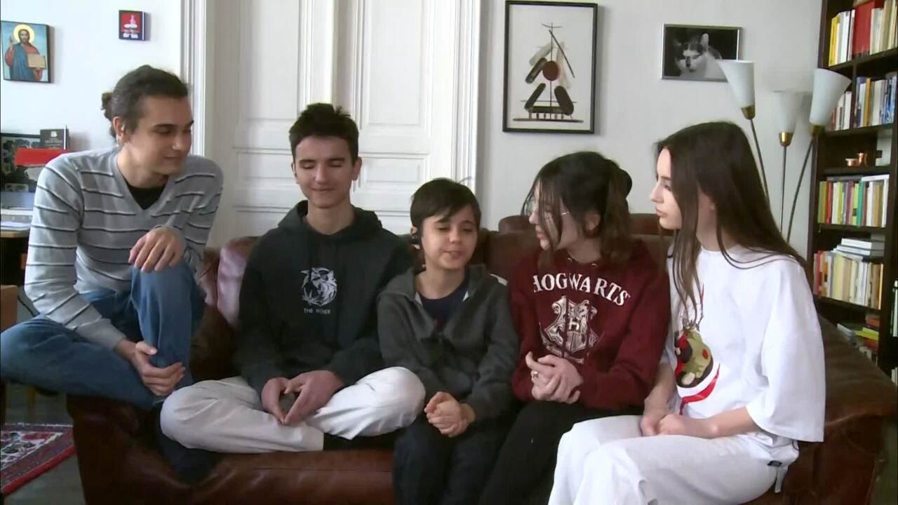 Boy, 11, who travelled 700 miles alone from Ukraine to Slovakia(02)