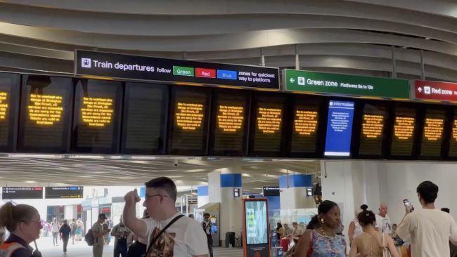 No trains in or out of Birmingham New Street Station due to extreme hot weather