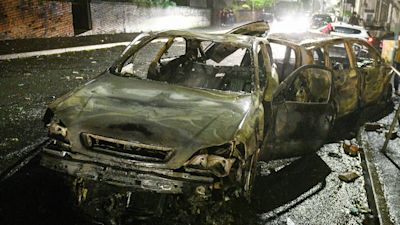 Five more arrested in Mayhill riots investigation | ITV News Wales