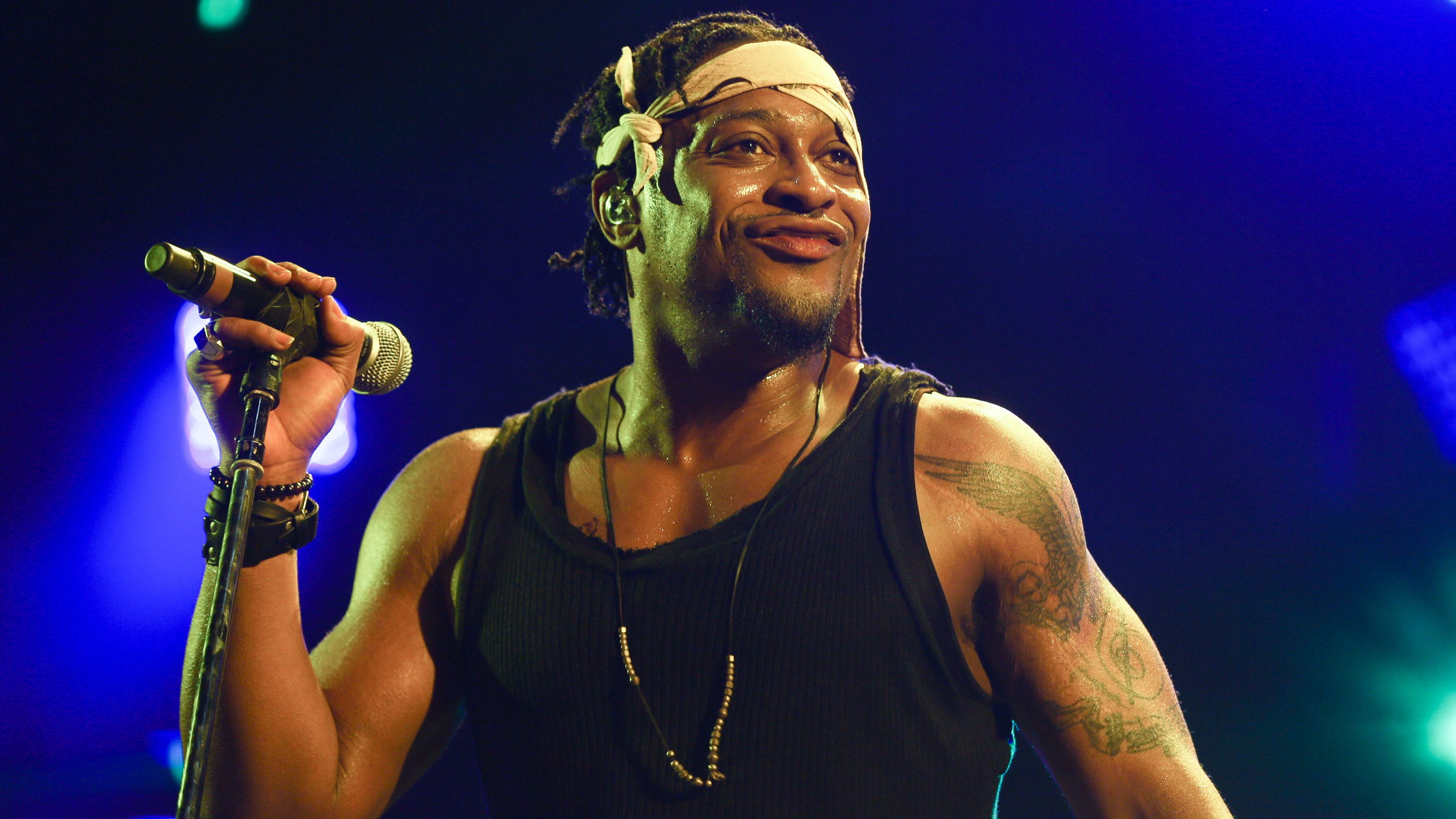 R&B star D'Angelo dies aged 51