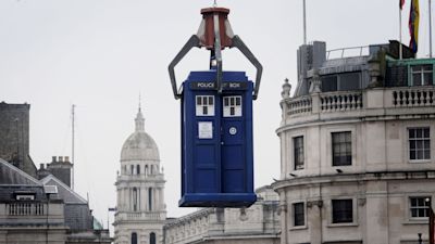 13102021 - Filming of Dr Who takes place in London's Trafalgar Square in 2013 - PA Images