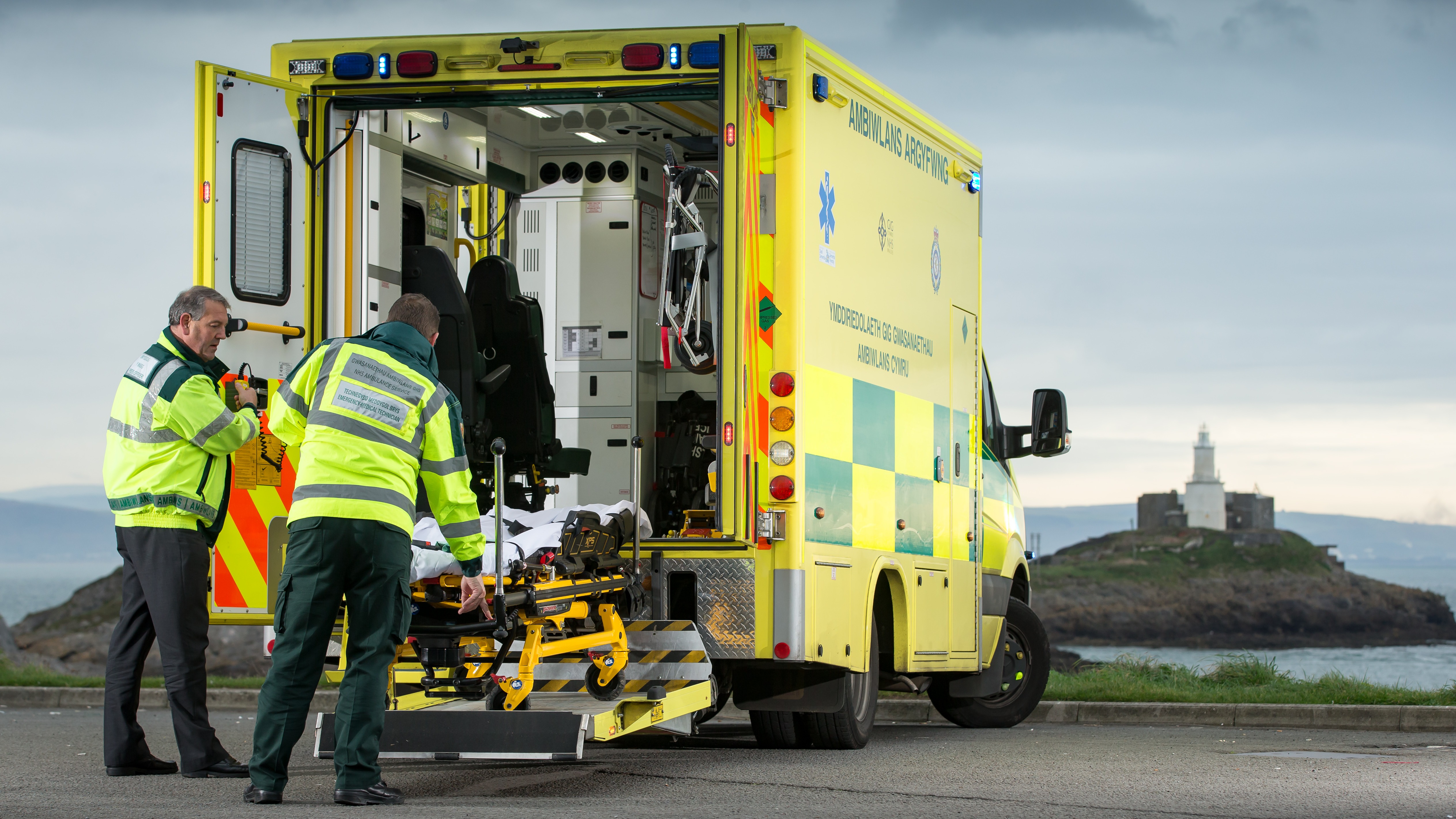 Welsh Ambulance Service busiest since New Year's Day on hottest day of