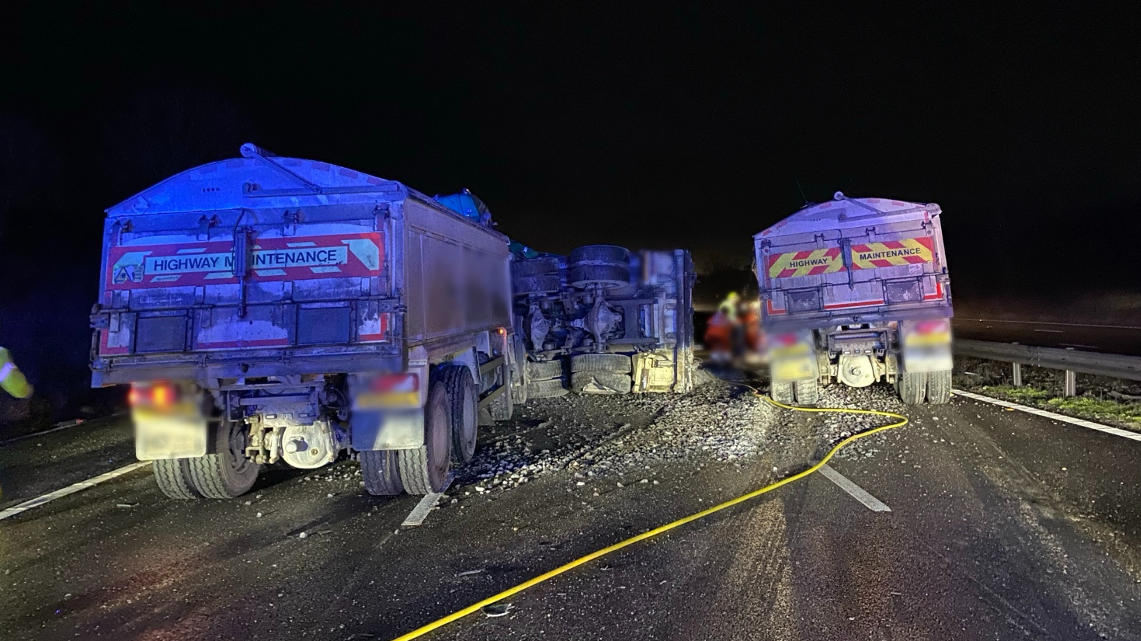 Severe delays as M1 southbound closed in Leicestershire following