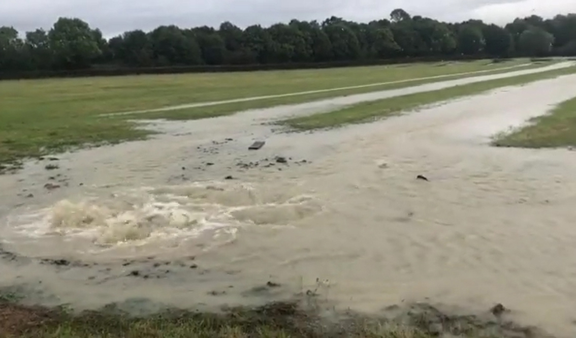 Severn Trent Water issues Cheltenham schools close after burst