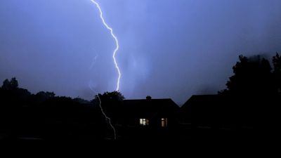 June weather lightning thunderstorm yeovil