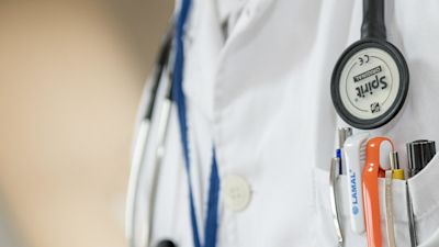 Generic image of a doctor nhs staff